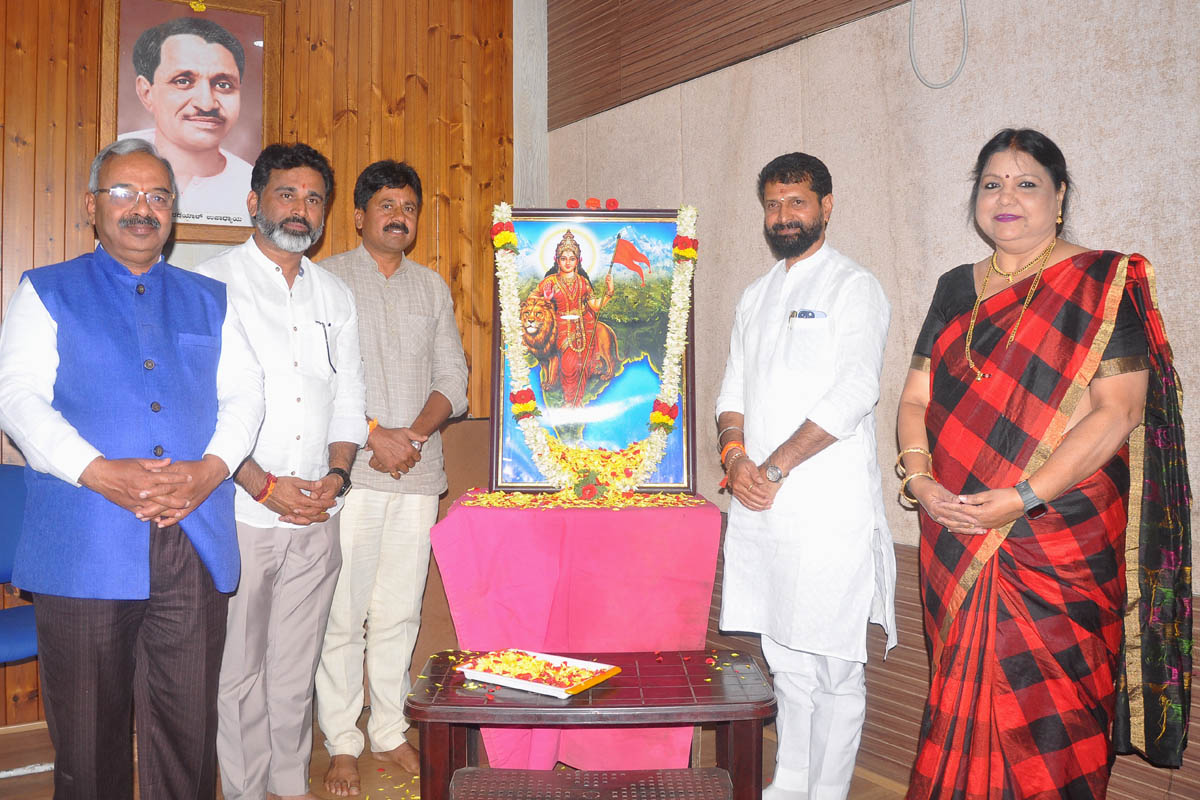 ಕೇಂದ್ರದ ಬಜೆಟ್ ಅಭಿವೃದ್ಧಿ ಪಥದಲ್ಲಿನ ಮೈಲಿಗಲ್ಲು