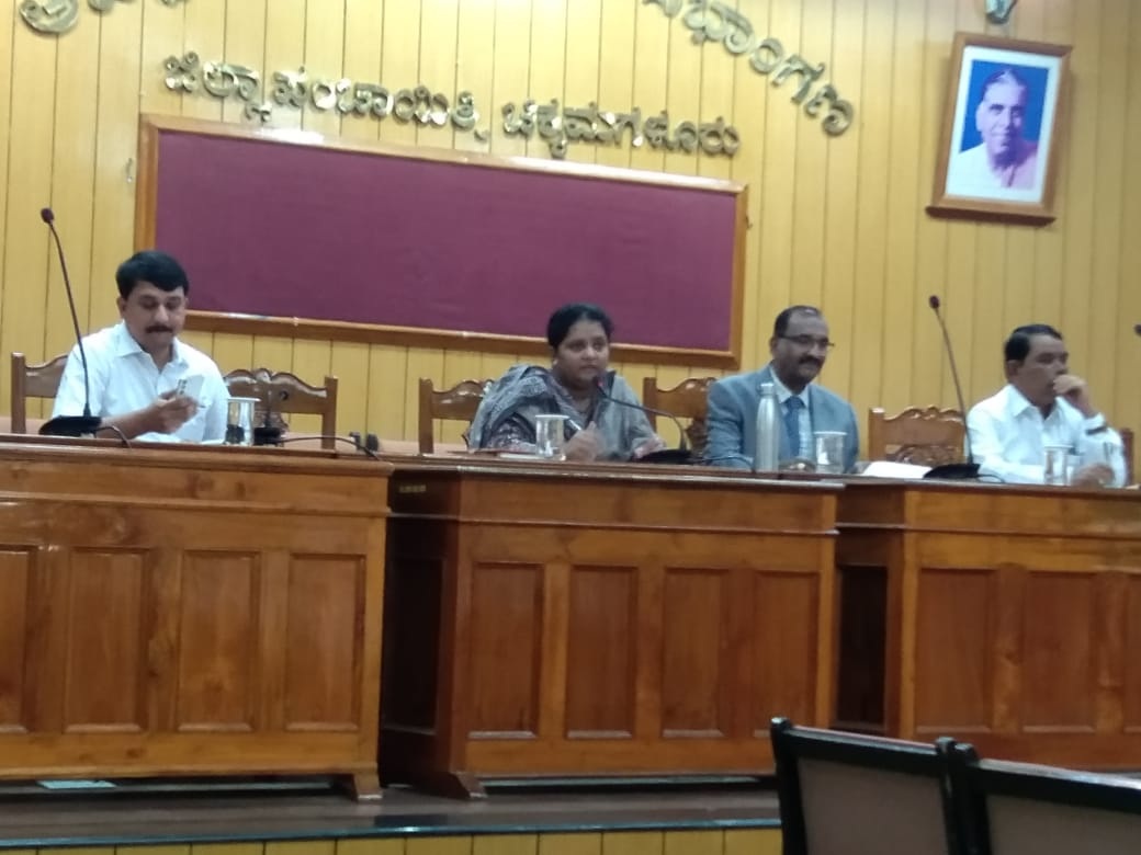 ಜಿಲ್ಲೆಯ ಸರ್ಕಾರಿ ಕೆರೆಗಳ ಸಮಗ್ರ ವರದಿ ಸಲ್ಲಿಸಲು ಸೂಚನೆ
