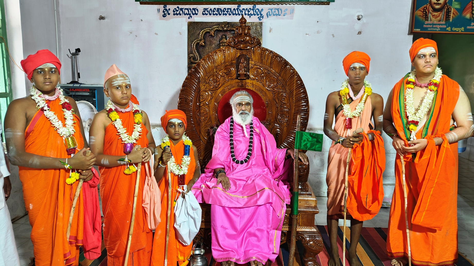 ಒಳ್ಳೆಯವರ ನೆರಳಿನಲ್ಲಿ ಬಾಳಿದರೆ ಜೀವನ ವಿಕಾಸ