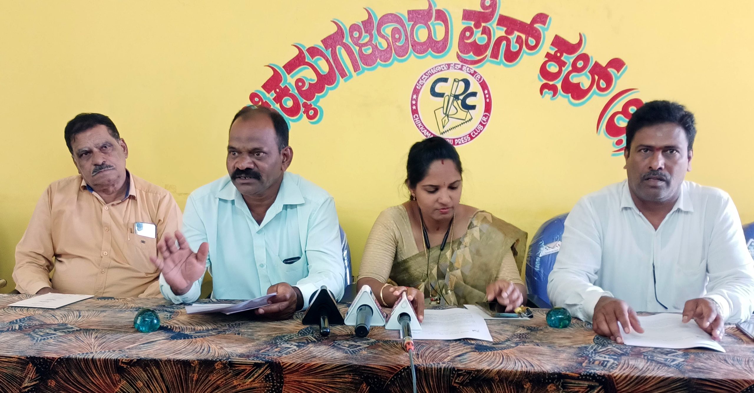 ಅಗತ್ಯ ವಸ್ತುಗಳ ಬೆಲೆ ಏರಿಕೆ ನಿಯಂತ್ರಿಸುವಲ್ಲಿ ಬಿಜೆಪಿ-ಕಾಂಗ್ರೆಸ್ ಸರ್ಕಾರಗಳು ವಿಫಲ