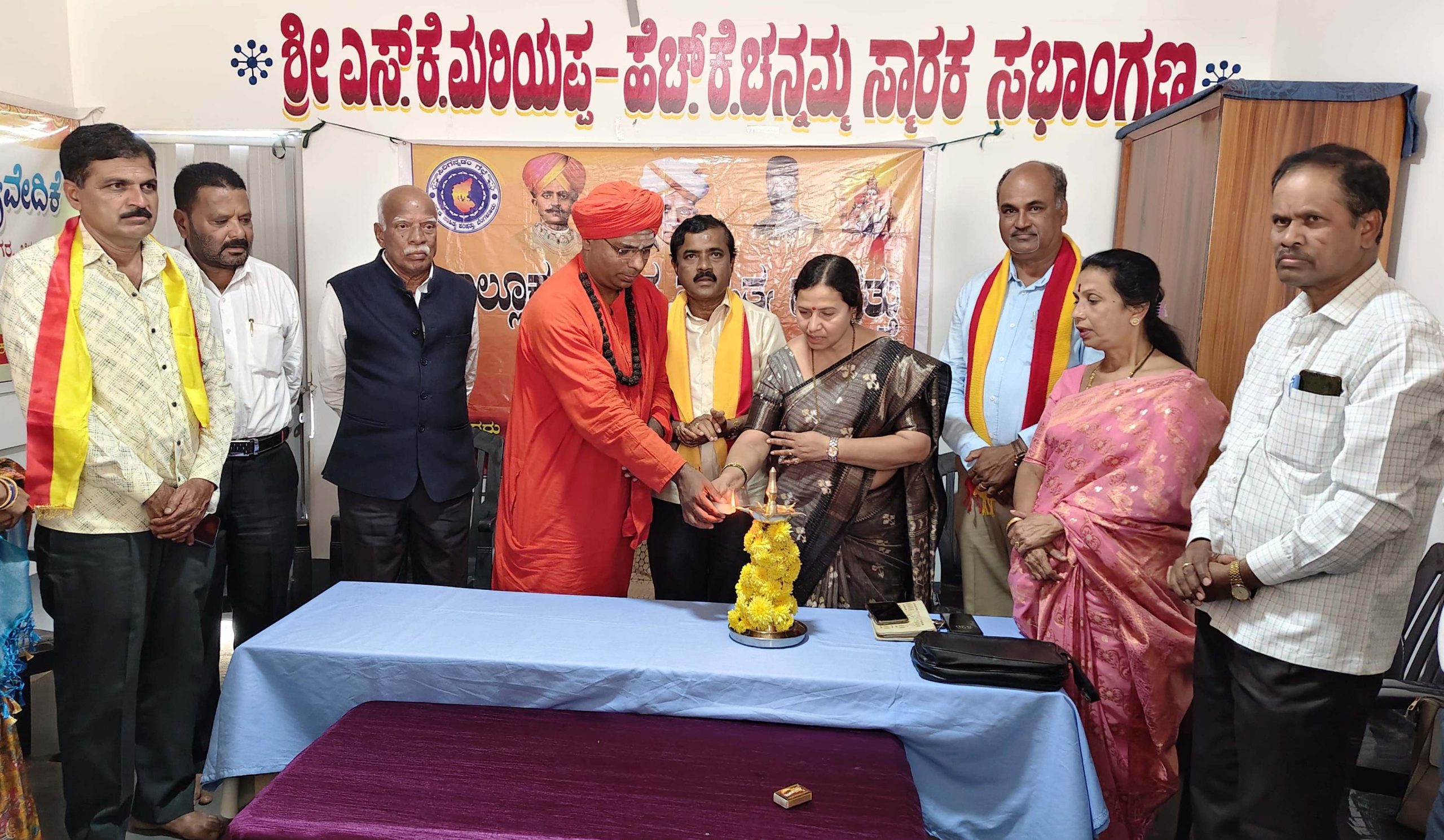 ವಚನ ಸಾಹಿತ್ಯ ಎಂಬುದು ಕೊನೆಯಿರದ ತೀರ