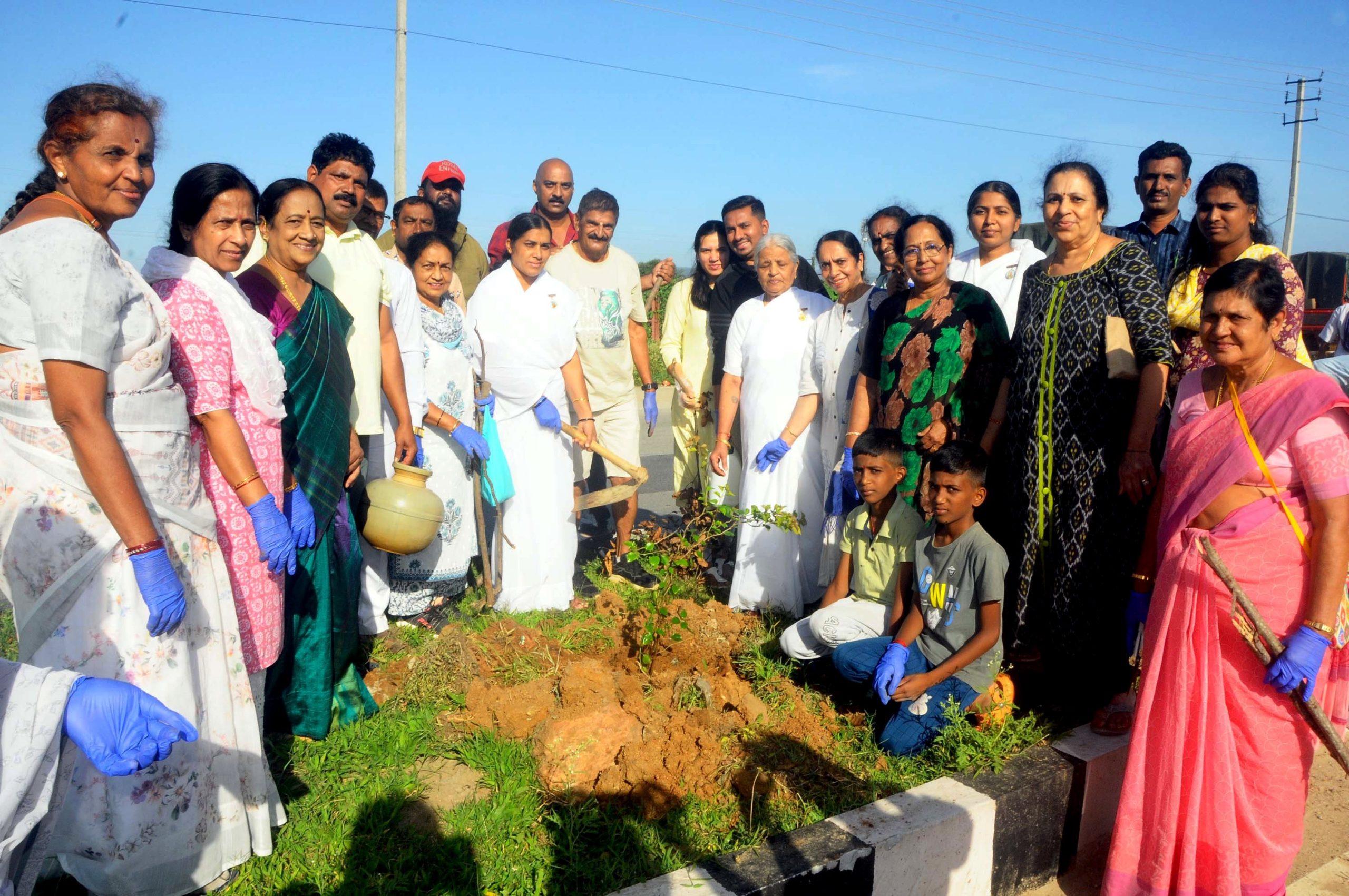 ಪ್ರತಿಯೊಬ್ಬರು ಪರಿಸರವನ್ನು ಸಂರಕ್ಷಿಸಬೇಕು