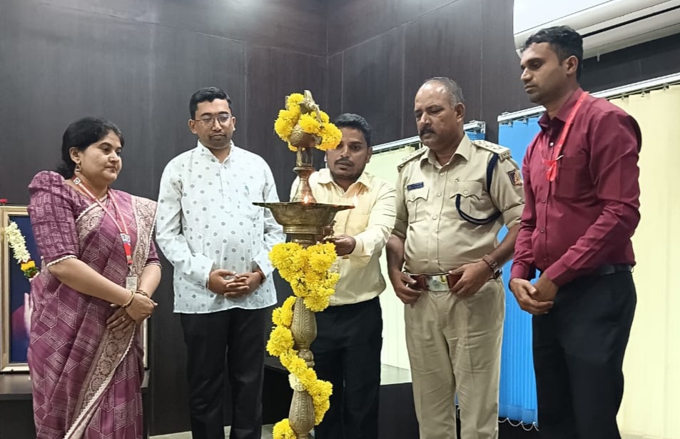ಯುವ ಜನಾಂಗ ಮಾದಕ ವಸ್ತುಗಳ ಚಟಕ್ಕೆ ದಾಸರಾಗಿ ಬಾರದು