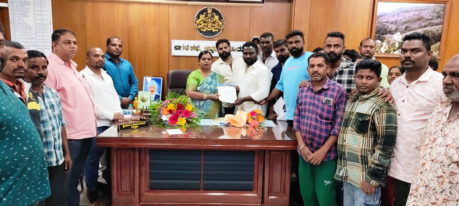 ಪೌರಕಾರ್ಮಿಕರ ಮೂಲ ಬೇಡಿಕೆ ಈಡೇರಿಸಲು ಮನವಿ