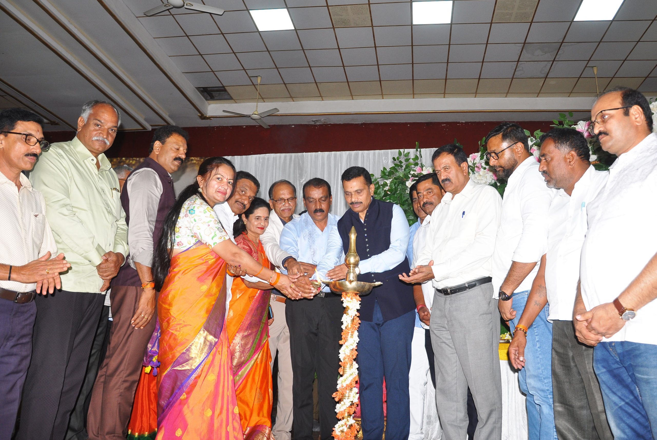 ಒಕ್ಕಲಿಗ ಸಮಾಜದ ಅಭಿವೃದ್ಧಿಗೆ ಶ್ರಮಿಸಲು ನಿರ್ಧಾರ