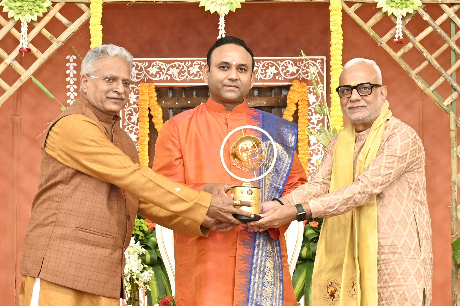 100 ಸ್ವಾಸ್ಥ್ಯ ಆರೋಗ್ಯ ಕೇಂದ್ರಗಳನ್ನು ಸ್ಥಾಪಿಸುವ ಗುರಿ